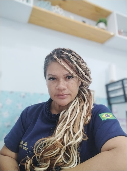 Fabia Karennina Veterinária Atendimento clínico de urgência e agendado apenas fins de semana e feriados em Acaraú e região.