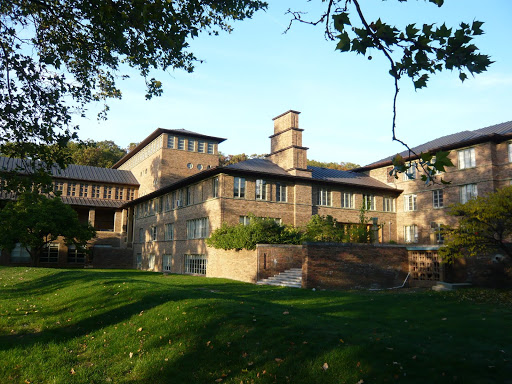 Kingswood Girl Dorm - Thumbnail