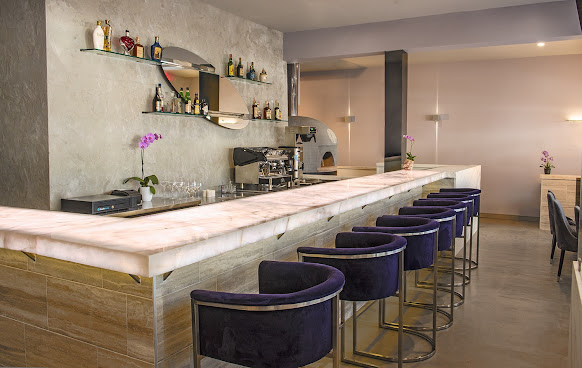 LN2 Restaurant by null