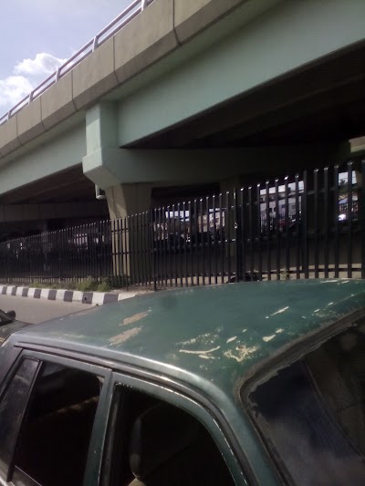 Photos of Sapon Market/overhead Bridge