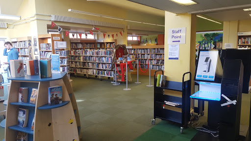 Pinner Library - Visual