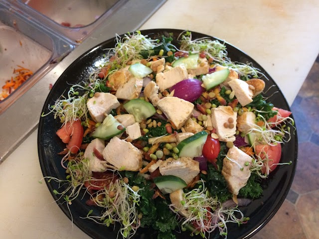 Lotus Cafe & Juice Bar At Zen Garden