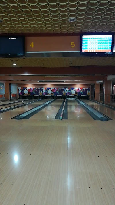 Photos of Mitch Bowling
