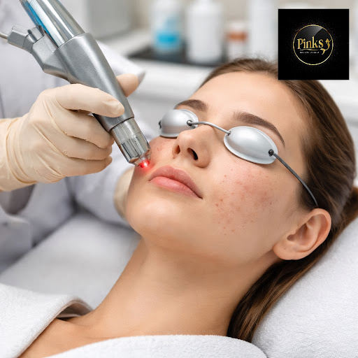 Stubborn acne scars making you feel less confident? At Pinks Beauty Clinic in Mumbra, Thane, our… post image