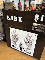 Photo n°4 de MAMA ROCK STORE à Antibes (Magasin de vêtements)