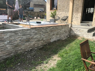 Photo n°15 de BUGEY AQUA DETENTE - PISCINE SPA SAUNA à Belley (Société de construction de piscine)