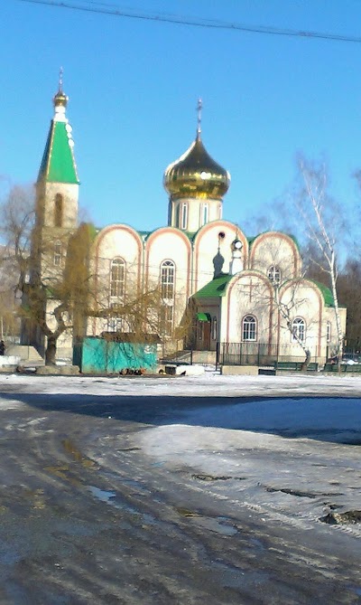 Photos of Tserkov' Petra I Pavla