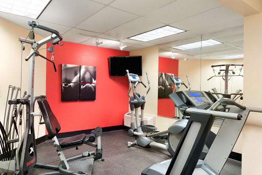 Country Inn & Suites by Radisson, Cedar Rapids Airport, IA - Thumbnail
