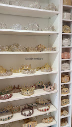Photo n°5 de DonaDressGlam à Aix-les-Bains (Boutique de mariage)