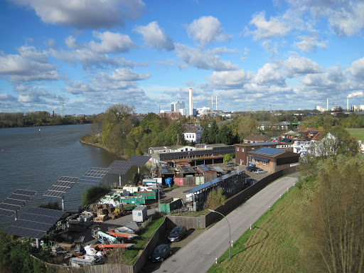 B&Q Dachbau GmbH
