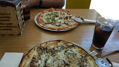 Photos of Campea Pizzas