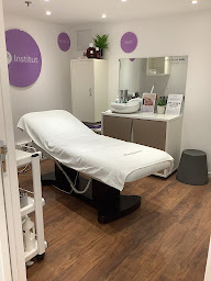 Photo n°3 de Marionnaud - Parfumerie & Institut à Balaruc-le-Vieux (Distributeur de produits pour la peau)