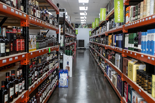 CLOUD LIQUORS - Visual