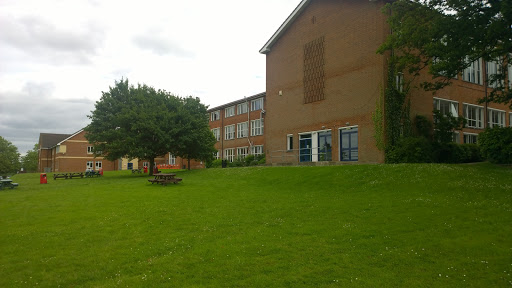 Farnham College - Thumbnail