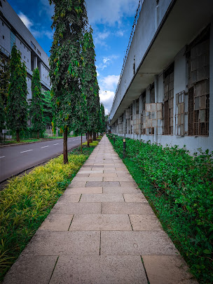 Af1qipmhf J5vr05d4zrbitk5javnppn8mpch4fhw3fm=s406 K No