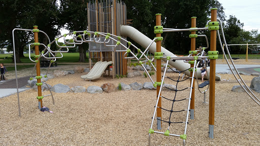 Milverton Park Playground Logo