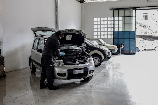 Fratelli Facchini - Vendita e Assistenza Auto Nuove e Usate - Thumbnail
