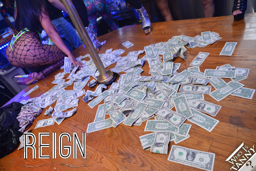 Reign - Visual