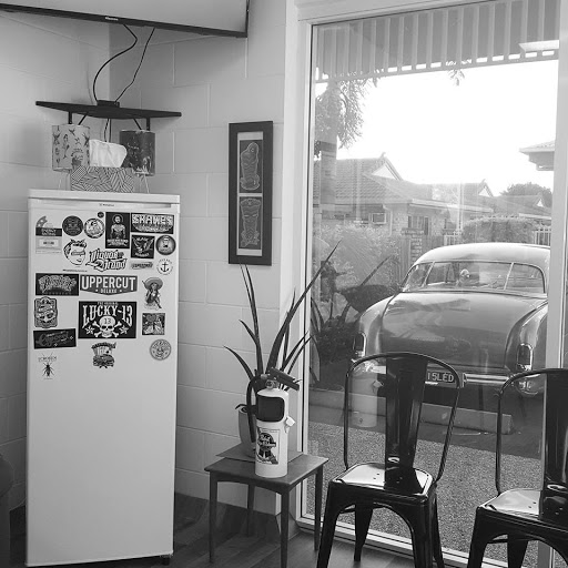 Aces and Eights Barber Shop and Shave Parlor - Thumbnail
