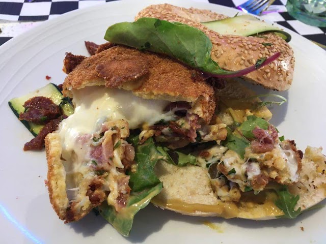 Jame's Diner (Halal avs)