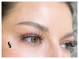 Photo n°20 de Samantha Jordy à Paris (Maquilleur.euse)