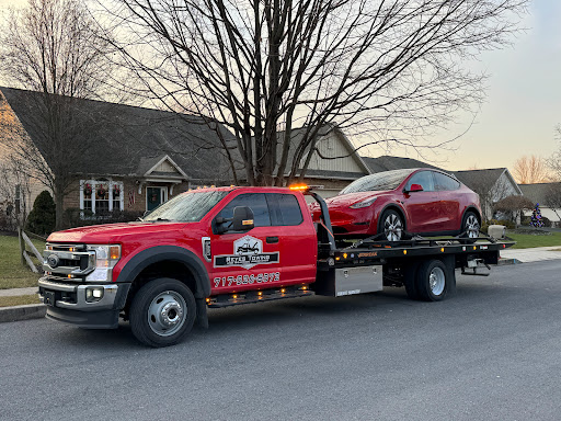 Reyes Towing and Roadside Assistance - Thumbnail