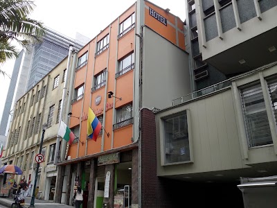 Photos of Bolivar plaza