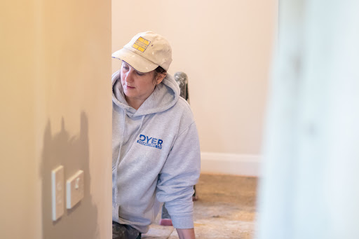 Dyer Decorators - Visual