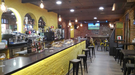 ROYAL cafe pub