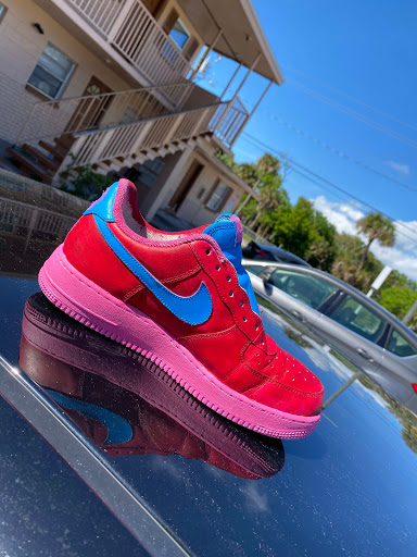Tay’s Custom Kickz