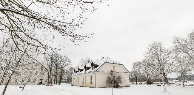 http://www.palacifolwarklochow.pl/
