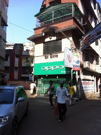 Photos of Oppo Exclusive Showroom..