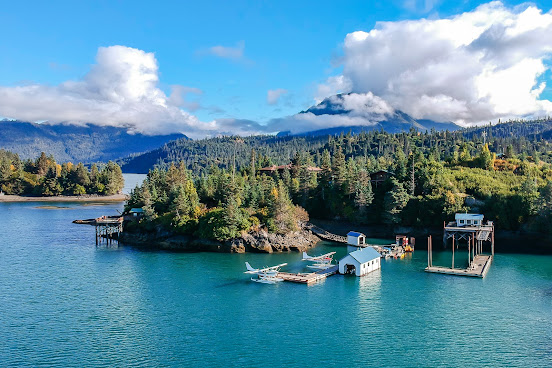 Stillpoint Lodge by null