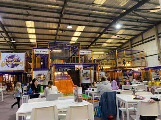 Jam Jam Boomerang Indoor Play, Party and Lazer Venue - Thumbnail