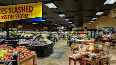 Giant Eagle Supermarket