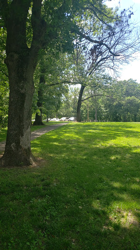 Parking for Peterson Park - Thumbnail