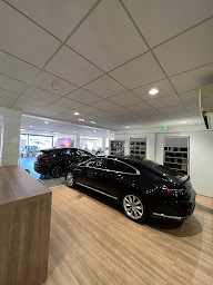 Photo n°38 de Volkswagen - Audi - Skoda Grasse José Cauvin SA à Grasse (Garage automobile)