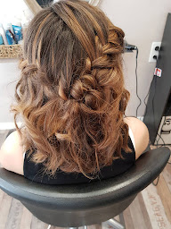 Photo n°14 de Lou-Anne Coiffure à Eymet (Salon de coiffure)