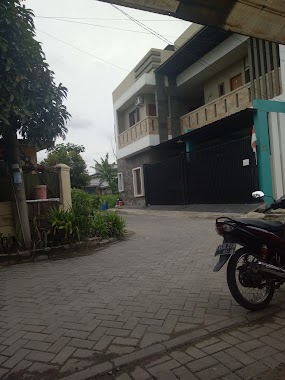 Ika Kost, Author: Luki Alamsyah