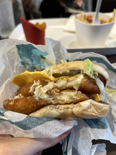http://www.restaurants.mcdonalds.fr/mcdonalds-grand-quevilly