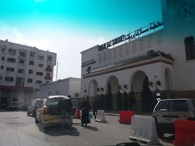 Photos of Sal&eacute; Tabrict Station