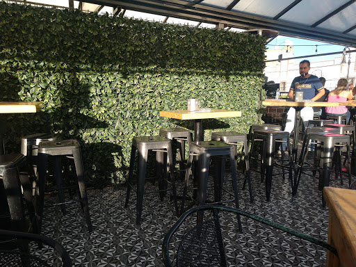 Brixton Pub - Visual