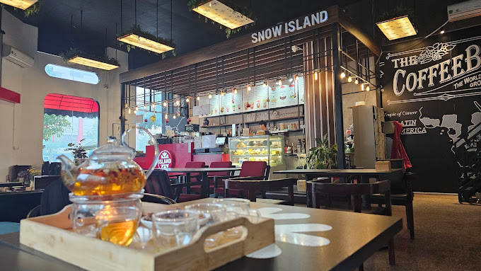 Snow Island Coffee – 68 Lê Thái Tổ