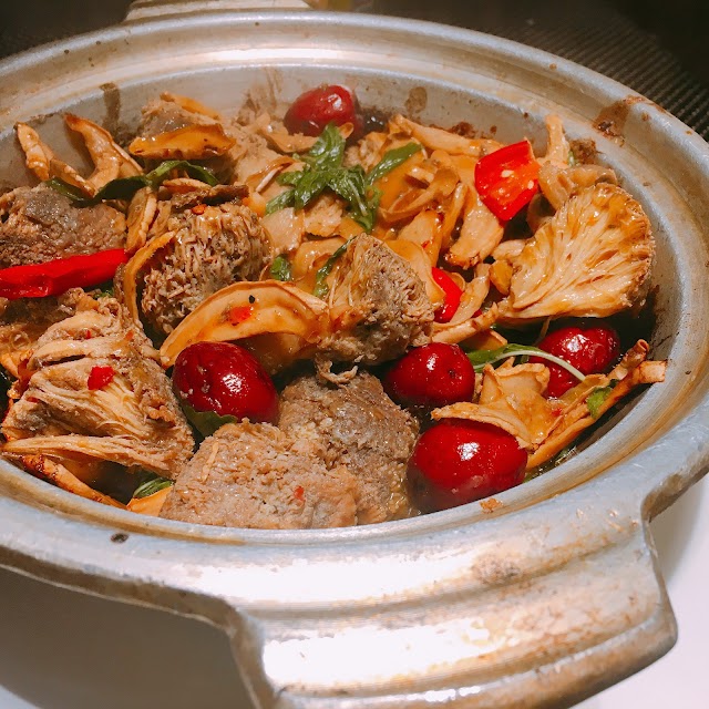 Yu Shan Ge