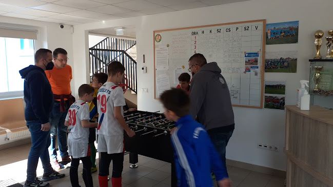 Értékelések erről a helyről: Sportcsarnok, Szászberek - Edzőterem