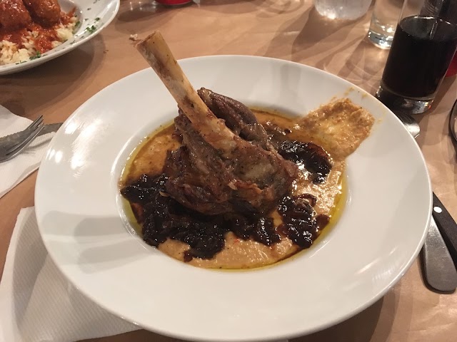 Geomilo Cycladic Cuisine