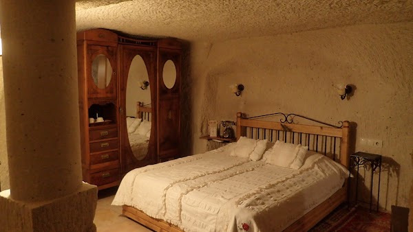 Mithra Cave Hotel