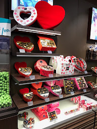 Photo n°23 de Leonidas à Poitiers (Chocolatier)