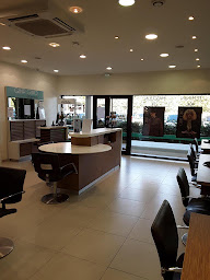 Photo n°3 de Eleganzza By Gina Gino - Salon de coiffure à Marly-le-Roi (Institut de beauté)