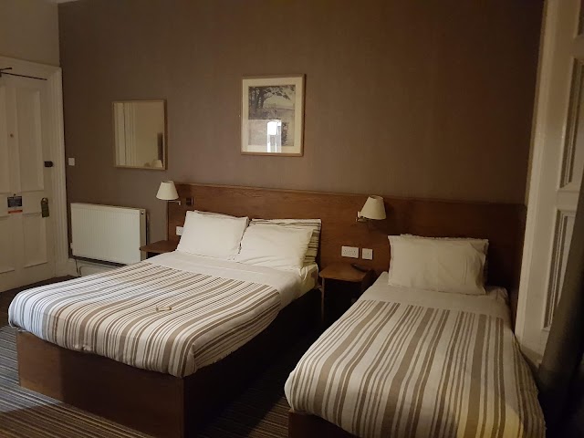 Edinburgh House Hotel